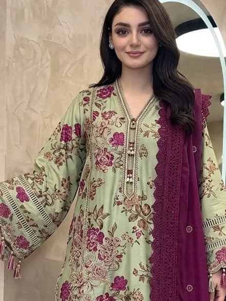 Amber Lawn Luxury Lawn Suit thumbnail 2