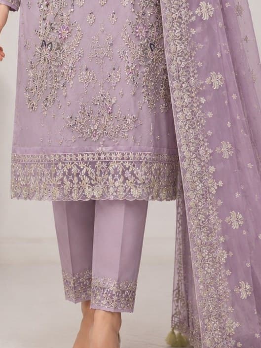 Bahaar Lawn Embroidered Lawn Suit thumbnail 3