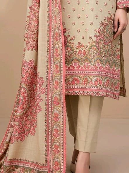 Chaman Floral Lawn Luxury Lawn Suit thumbnail 3