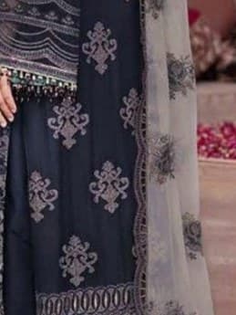 Mahnoor Lawn Embroidered Lawn Suit thumbnail 3