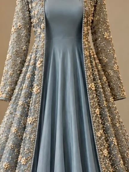 Noor Flared Maxi Dress thumbnail 2