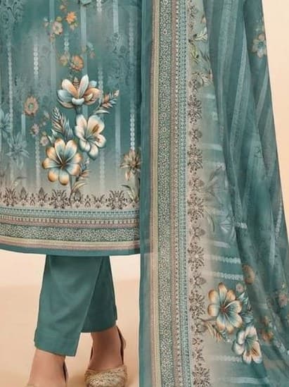 Rung Lawn Embroidered Lawn Suit thumbnail 3
