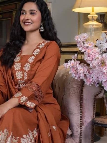 Tarang Dress Festive Party Dress thumbnail 2